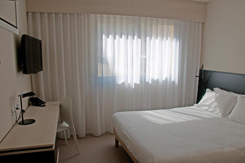 Hotel Palm Garavan Ментона Экстерьер фото